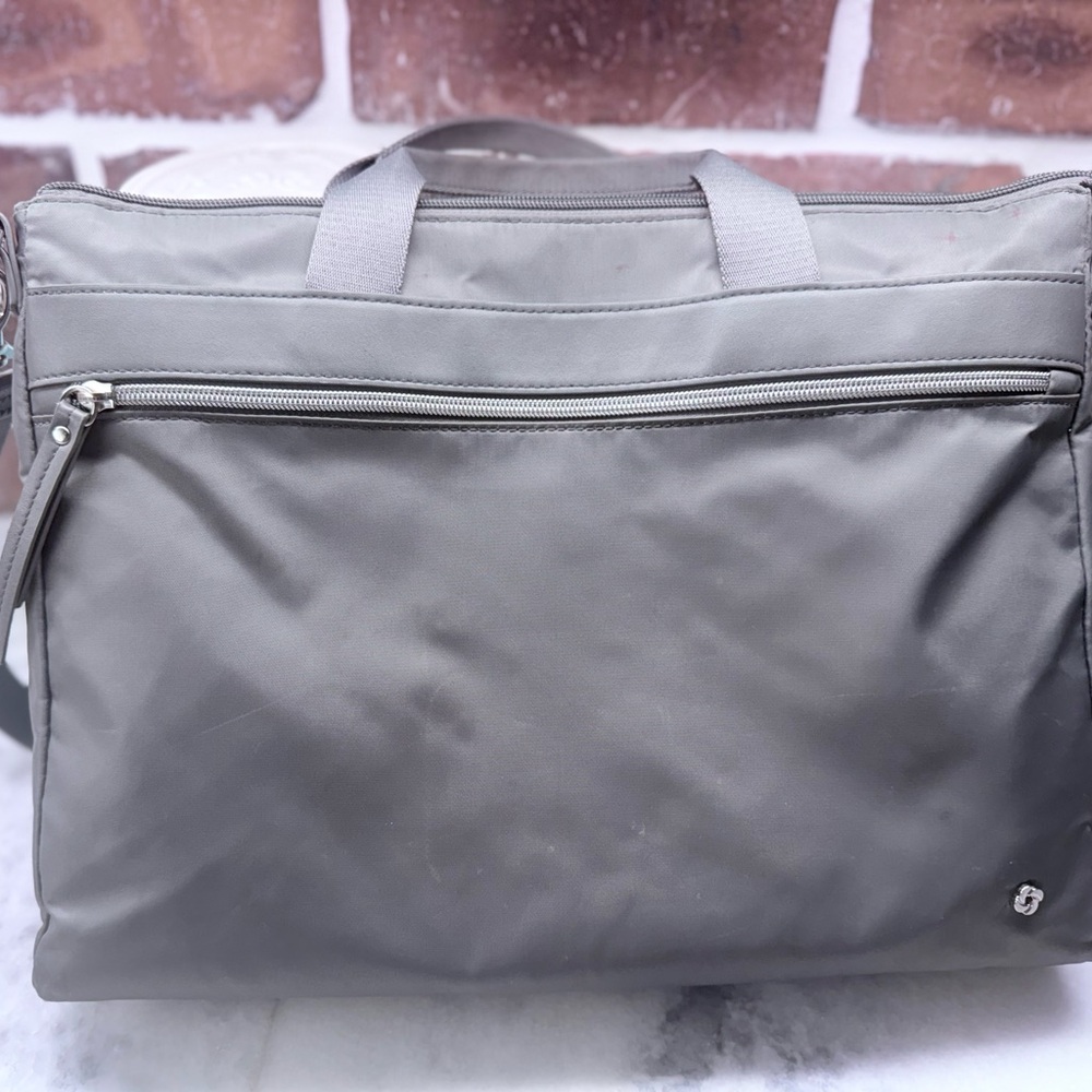 Samsonite - Mobile Solution Convertible 15" Slim Brief - Silver Shadow